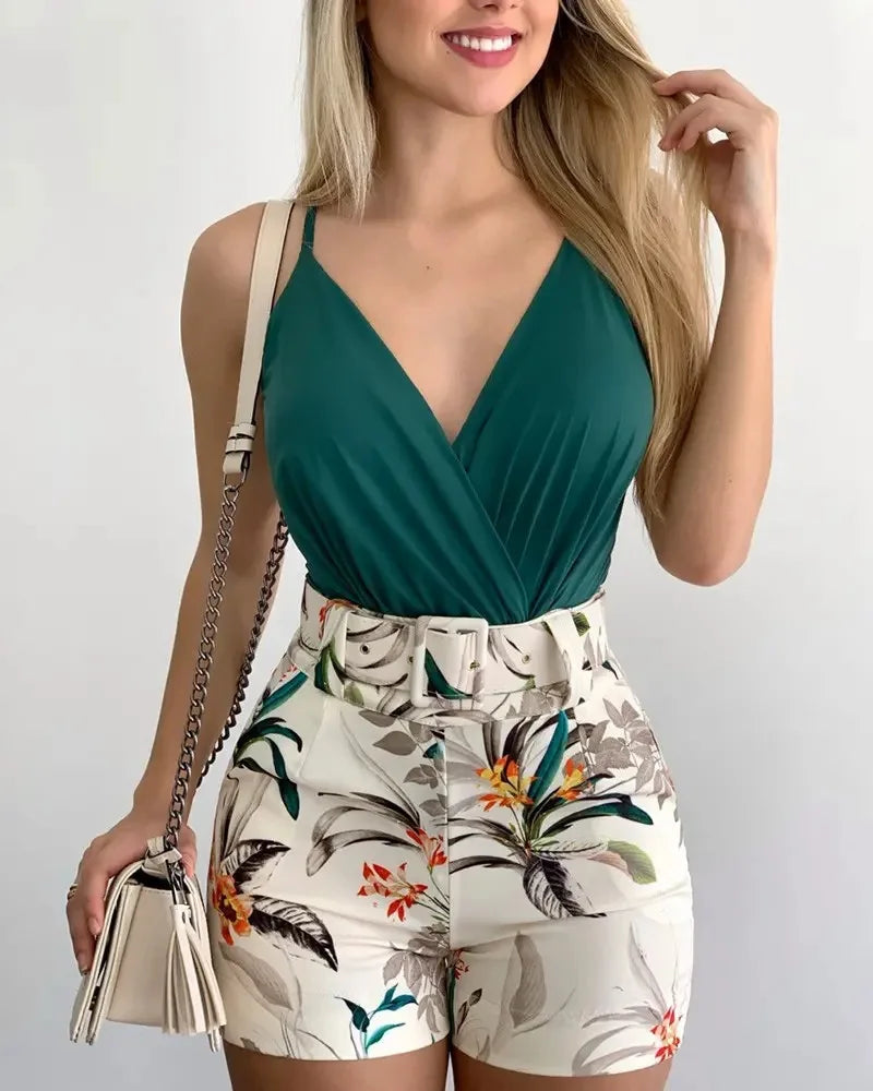 2025 Mulheres Camisa Colete + Shorts Conjuntos de 2 Peças 2025 Verão Sexy Slim Feminino Decote em V Planta Estampa Calças Curtas Ternos Com Cinto S-XXL
